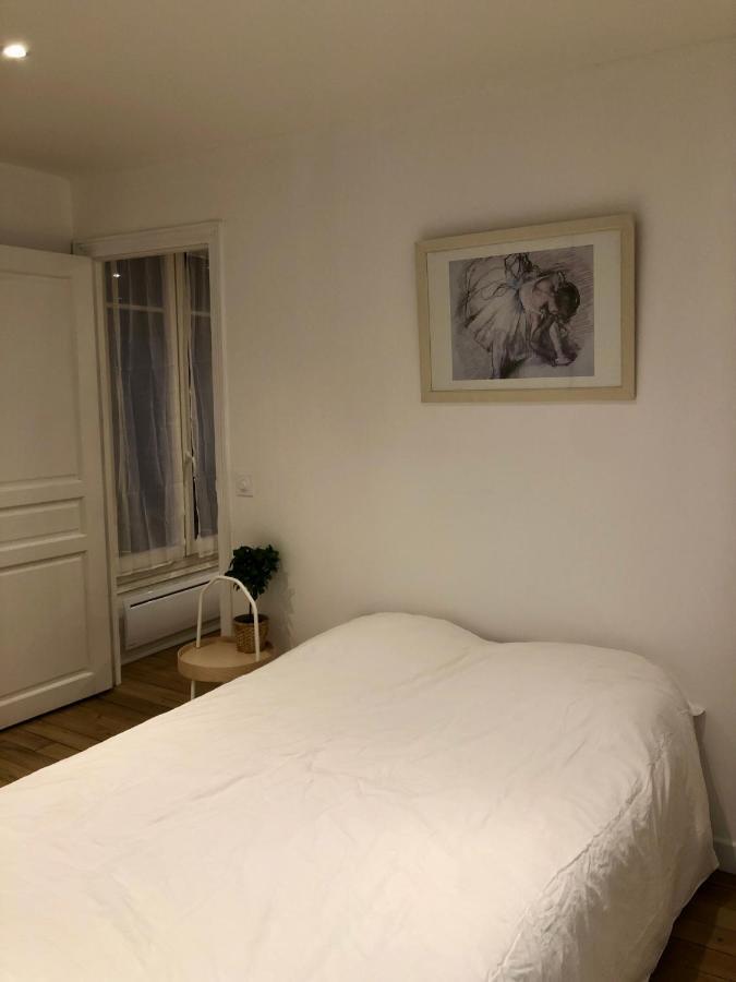Rare Appartement D'Architecte En Haut De Montmartre Parijs Buitenkant foto