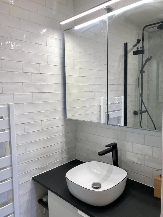 Rare Appartement D'Architecte En Haut De Montmartre Parijs Buitenkant foto